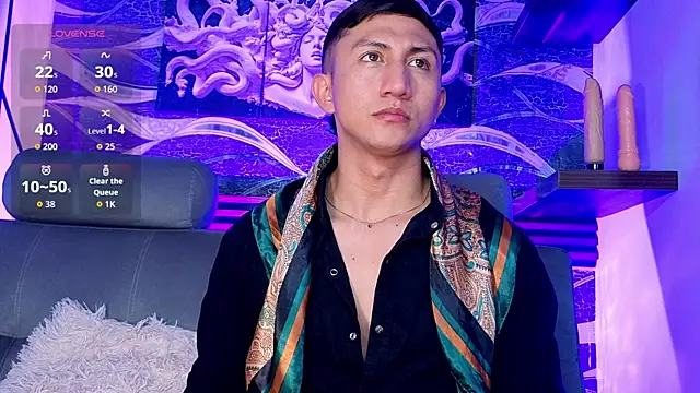 oliver mr  online show from April 30, 2026, 7:32 pm
