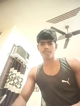 monster 33 online show from January 6, 2026, 9:52 pm