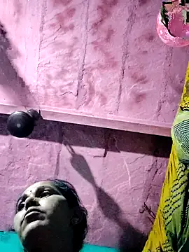 Pooja750 online show from March 6, 2026, 3:18 pm