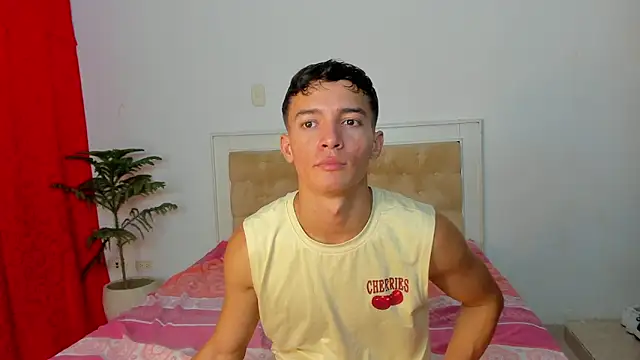 Snapshot of eroseliam chatting on February 26, 2026, 7:36 pm eroseliam online show from February 26, 2026, 7:36 pm