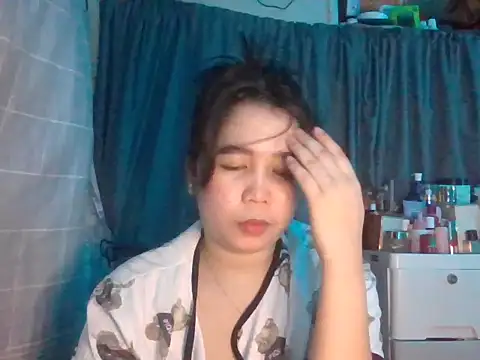Asianhotskinny online show from July 3, 2026, 7:53 pm