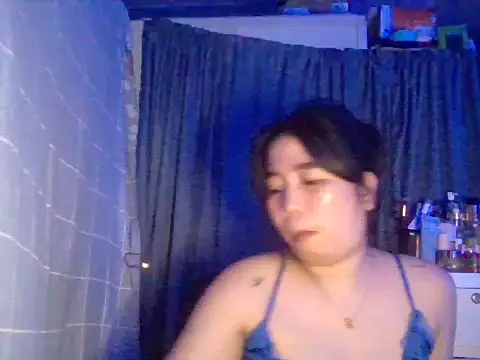 Asianhotskinny online show from June 22, 2026, 8:50 pm