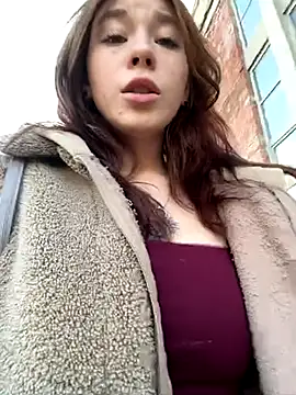 Mimiumuy online show from October 1, 2025, 2:32 pm