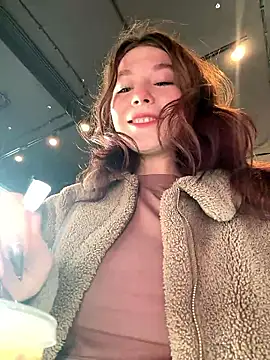 Mimiumuy online show from September 27, 2025, 1:06 pm