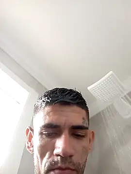 xirie98 online show from December 16, 2025, 12:20 pm