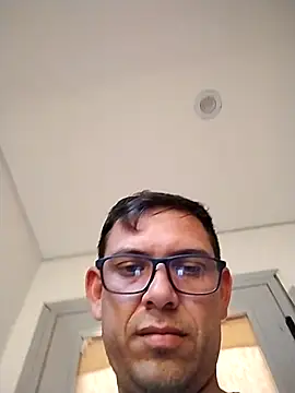 Az-09Ga online show from March 11, 2026, 5:07 pm