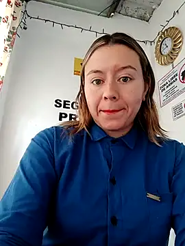 Hannah-colx online show from November 29, 2025, 3:45 pm