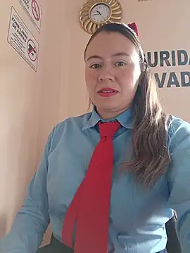 Snapshot of Hannah-colx chatting on May 23, 2026, 3:44 pm Hannah-colx online show from May 23, 2026, 3:44 pm