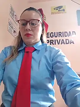 Hannah-colx online show from April 22, 2026, 1:07 pm