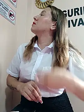 Hannah-colx online show from January 12, 2026, 5:20 pm