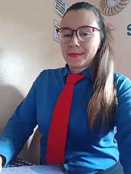 Snapshot of Hannah-colx chatting on June 8, 2026, 3:01 pm Hannah-colx online show from June 8, 2026, 3:01 pm