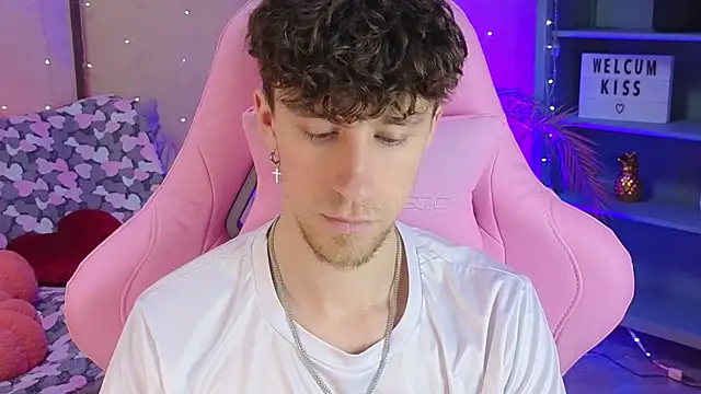 Snapshot of mark_caron chatting on March 15, 2026, 8:27 pm mark caron online show from March 15, 2026, 8:27 pm