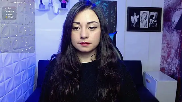 Eva Roussell online show from October 6, 2025, 2:29 pm