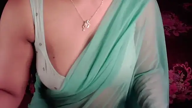 Sexy Ara  Baby online show from October 4, 2025, 10:06 am