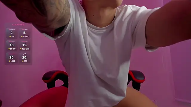 Snapshot of DavisFirb chatting on March 14, 2026, 10:49 pm DavisFirb online show from March 14, 2026, 10:49 pm