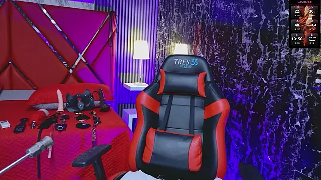 Violet sl4ve online show from March 22, 2026, 8:10 pm