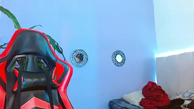 ivy scorpio online show from September 30, 2025, 2:12 pm