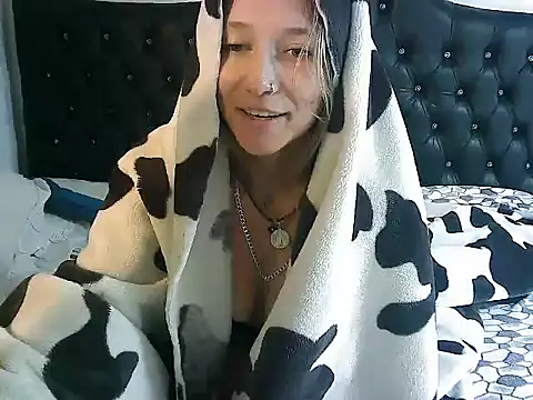 Licethf00x online show from September 24, 2025, 3:40 pm