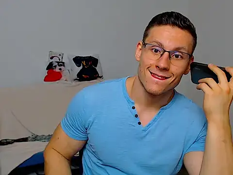 ZeinMiracles online show from September 24, 2025, 6:25 pm