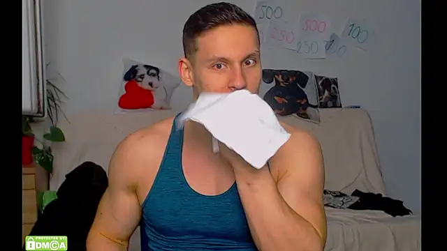 ZeinMiracles online show from February 10, 2026, 8:19 pm