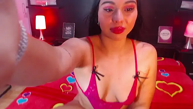 alyssabunnyy online show from September 25, 2025, 10:38 pm