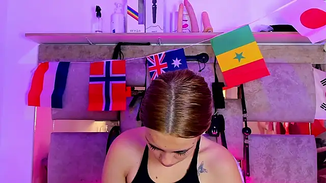 Natasha-Adams online show from July 8, 2026, 8:53 pm