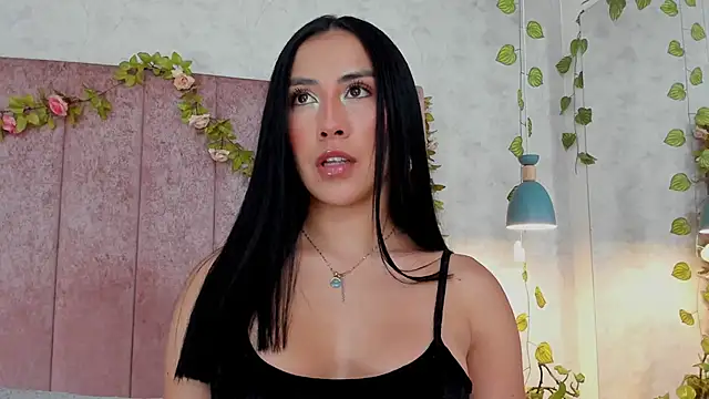 Snapshot of AnyaJay chatting on February 21, 2026, 10:01 pm AnyaJay online show from February 21, 2026, 10:01 pm