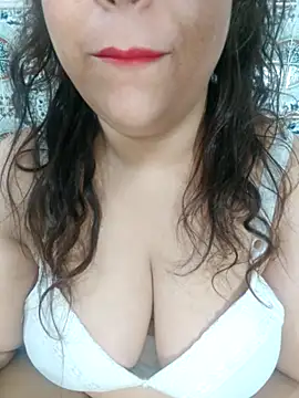 Hot-lino online show from July 10, 2026, 12:43 am