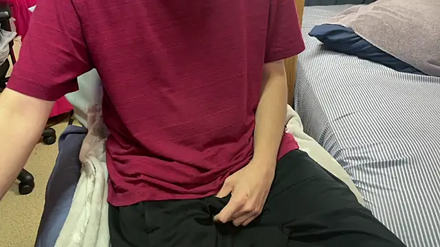 edgelord210 online show from April 3, 2026, 1:06 pm