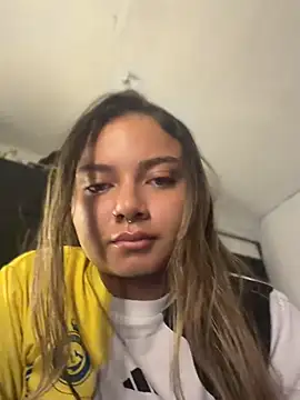 AnnyLopezzz  online show from May 10, 2026, 9:13 am