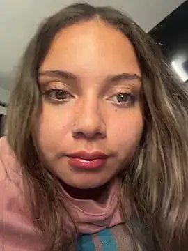 Snapshot of AnnyLopezzz_ chatting on March 17, 2026, 5:10 am AnnyLopezzz online show from March 17, 2026, 5:10 am