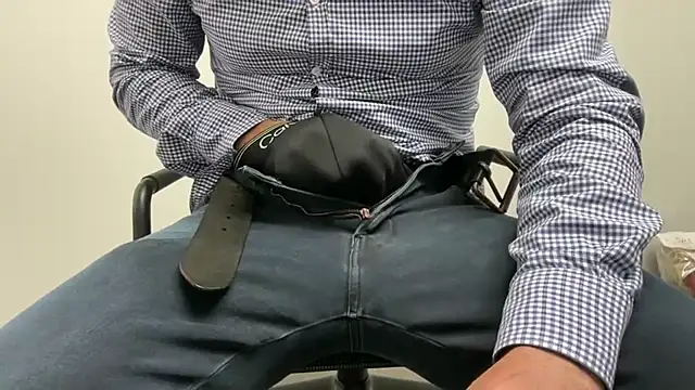 harrys74 online show from October 24, 2025, 10:25 am