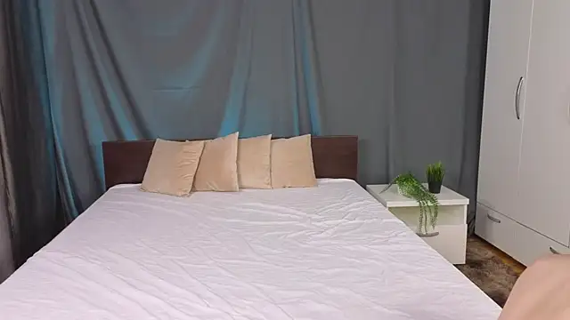 star madison online show from September 17, 2025, 8:33 pm