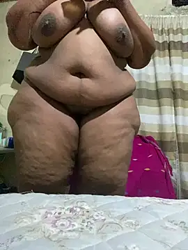 Snapshot of Curvycandy95 chatting on June 11, 2026, 7:33 pm Curvycandy95 online show from June 11, 2026, 7:33 pm