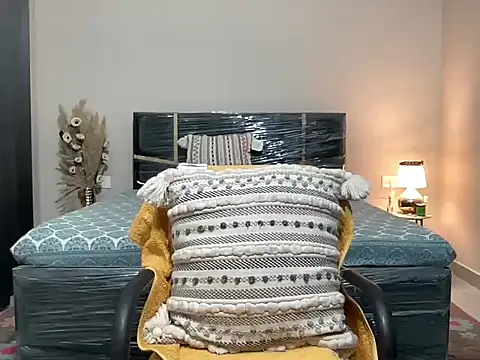 piyassi  divya online show from November 7, 2025, 10:46 pm