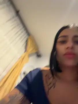 AlannaEvons online show from April 21, 2026, 1:42 am