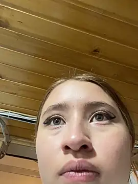 mia skys online show from January 6, 2026, 12:42 pm