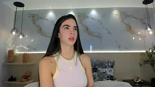 SolAvelar online show from May 6, 2026, 11:31 pm