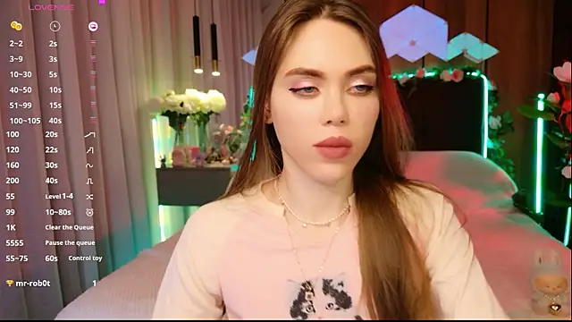 MimiFors online show from November 29, 2025, 5:57 pm