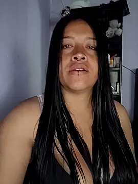 -Mia1 online show from September 12, 2025, 4:18 pm