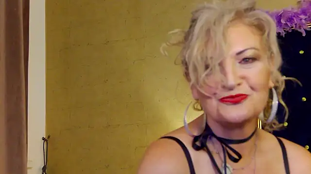 Allura Jenson online show from July 5, 2026, 9:54 pm