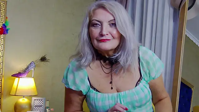 Allura Jenson online show from November 3, 2025, 8:23 pm