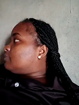 Snapshot of isabella_brown1 chatting on February 15, 2026, 8:08 pm isabella brown1 online show from February 15, 2026, 8:08 pm