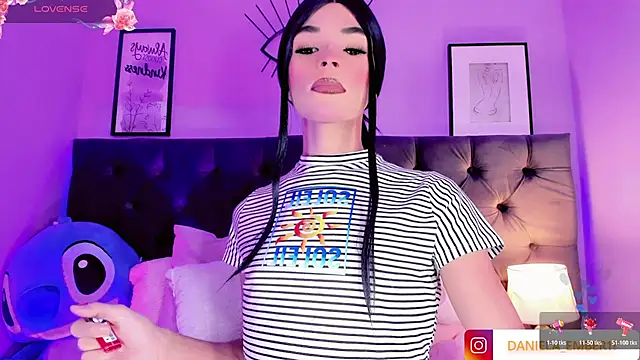 Amira Ember online show from July 24, 2026, 8:49 pm