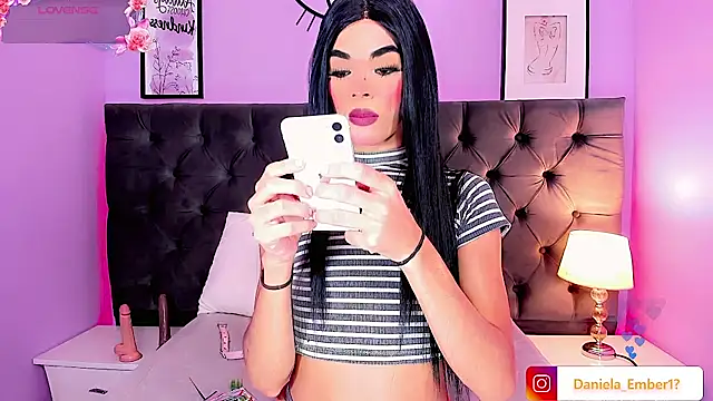 Amira Ember online show from July 13, 2026, 9:25 pm