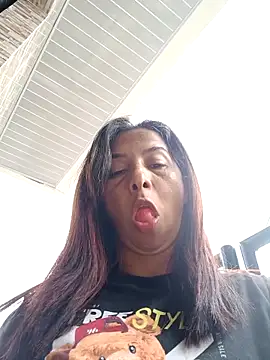 maleja23 online show from September 8, 2025, 9:25 pm