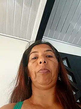 maleja23 online show from September 18, 2025, 1:36 pm