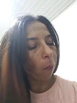 maleja23 online show from September 19, 2025, 1:42 am