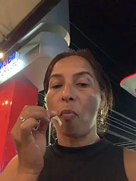 maleja23 online show from October 18, 2025, 12:56 am