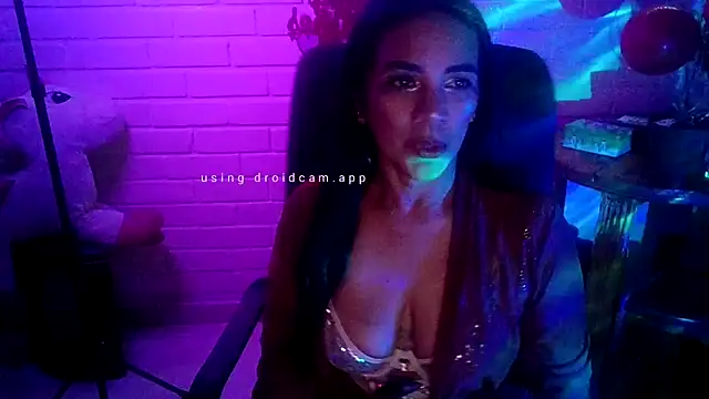 Snapshot of MiiaVelasquez chatting on February 10, 2026, 4:11 am MiiaVelasquez online show from February 10, 2026, 4:11 am